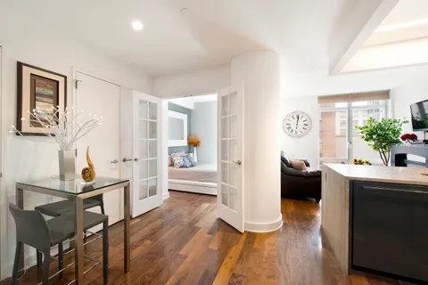 $4,475 | 2 Northside Piers, Unit 2R | Williamsburg