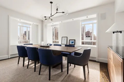 $5,295,000 | 25 Central Park West, Unit 27J | Upper West Side