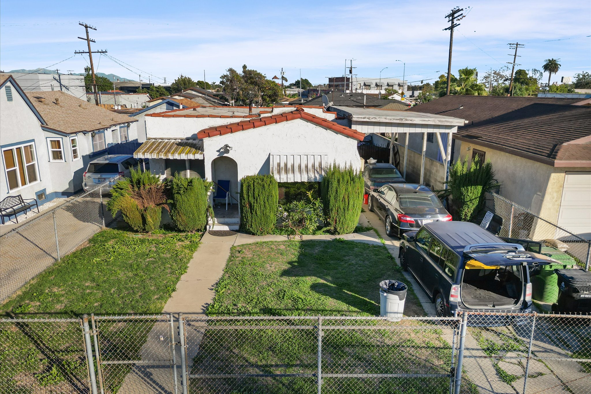6326 5th Avenue Los Angeles, CA 90043 - Photo 2 of 14 a view of a street with sitting area