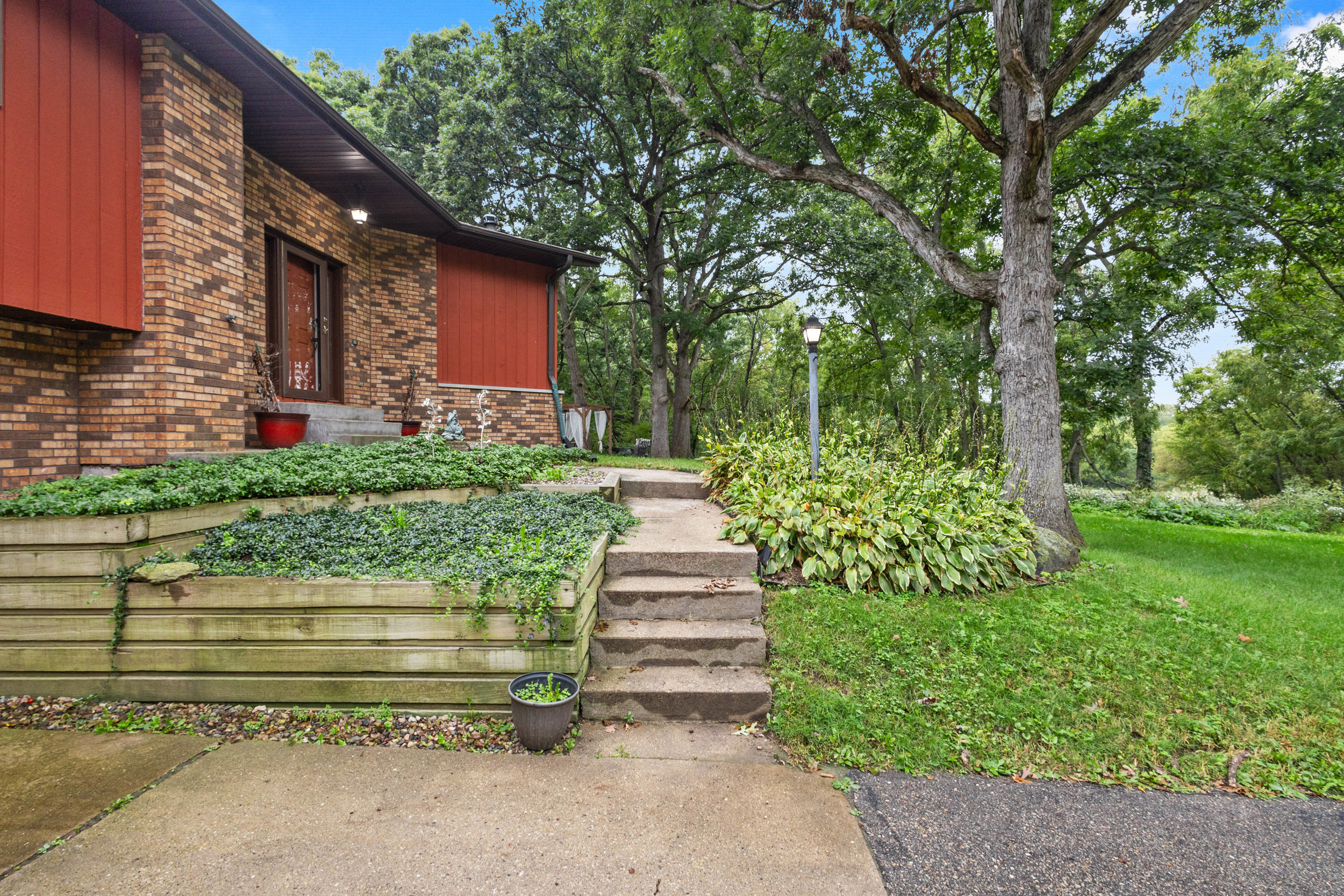 8773 Airport Road Middleton, WI 53562 - Photo 6 of 66 Gallery Image 6