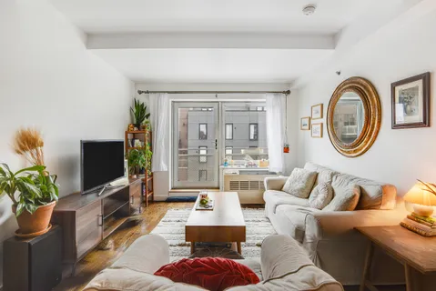 $775,000 | 27 Quincy Street, Unit 3B | Clinton Hill