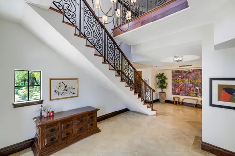 $8,200,000 | 6864 Southwest 68th Street, South Miami, FL 33143