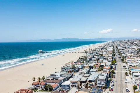 $7,500 | 808 Manhattan Avenue, Unit A, Manhattan Beach, CA 90266