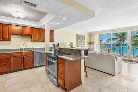$1,375,000 | 2080 East Hillsboro Boulevard, Unit 407, Deerfield Beach, FL 33441
