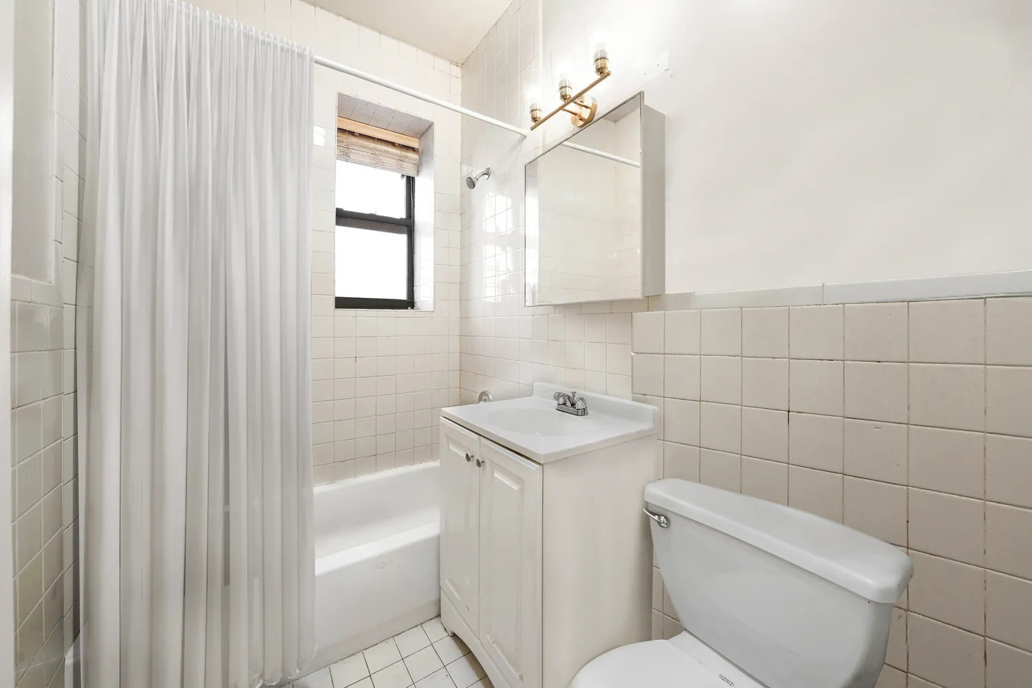 $435,000 | 163 Lenox Avenue, Unit 5A | Harlem