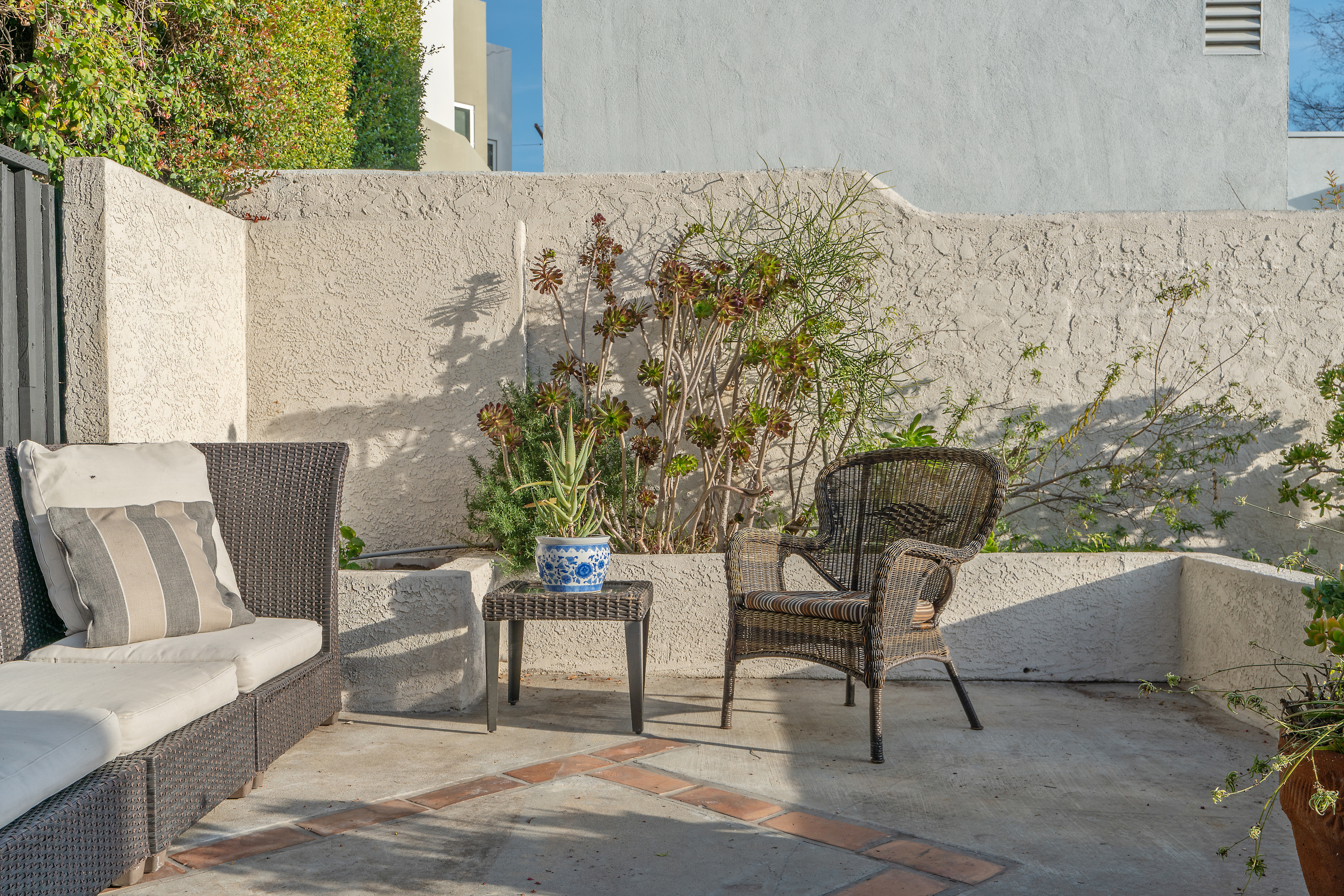 1924 Cerro Gordo Street Los Angeles, CA 90026 - Photo 49 of 52