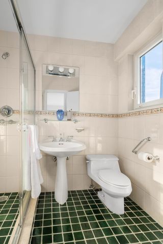 $6,100,000 | 200 Central Park South, Unit 32BC | Central Park South