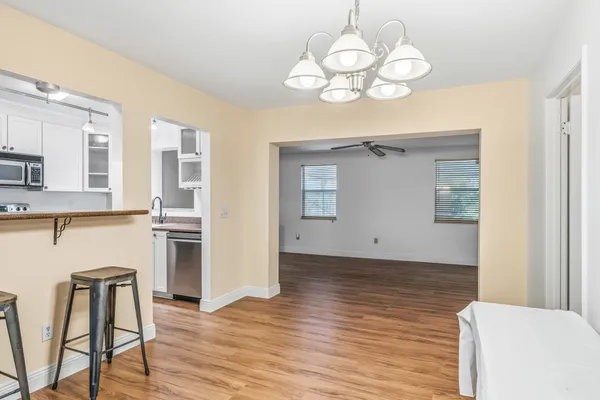 $460,000 | 1202 Southeast Madison Avenue, Stuart, FL 34996