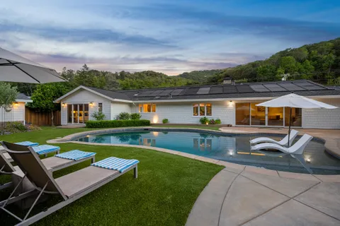 $2,875,000 | 598 Fairway Drive, Novato, CA 94949