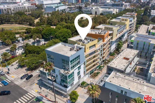 $2,700,000 | 1705 Ocean Avenue, Unit 502, Santa Monica, CA 90401