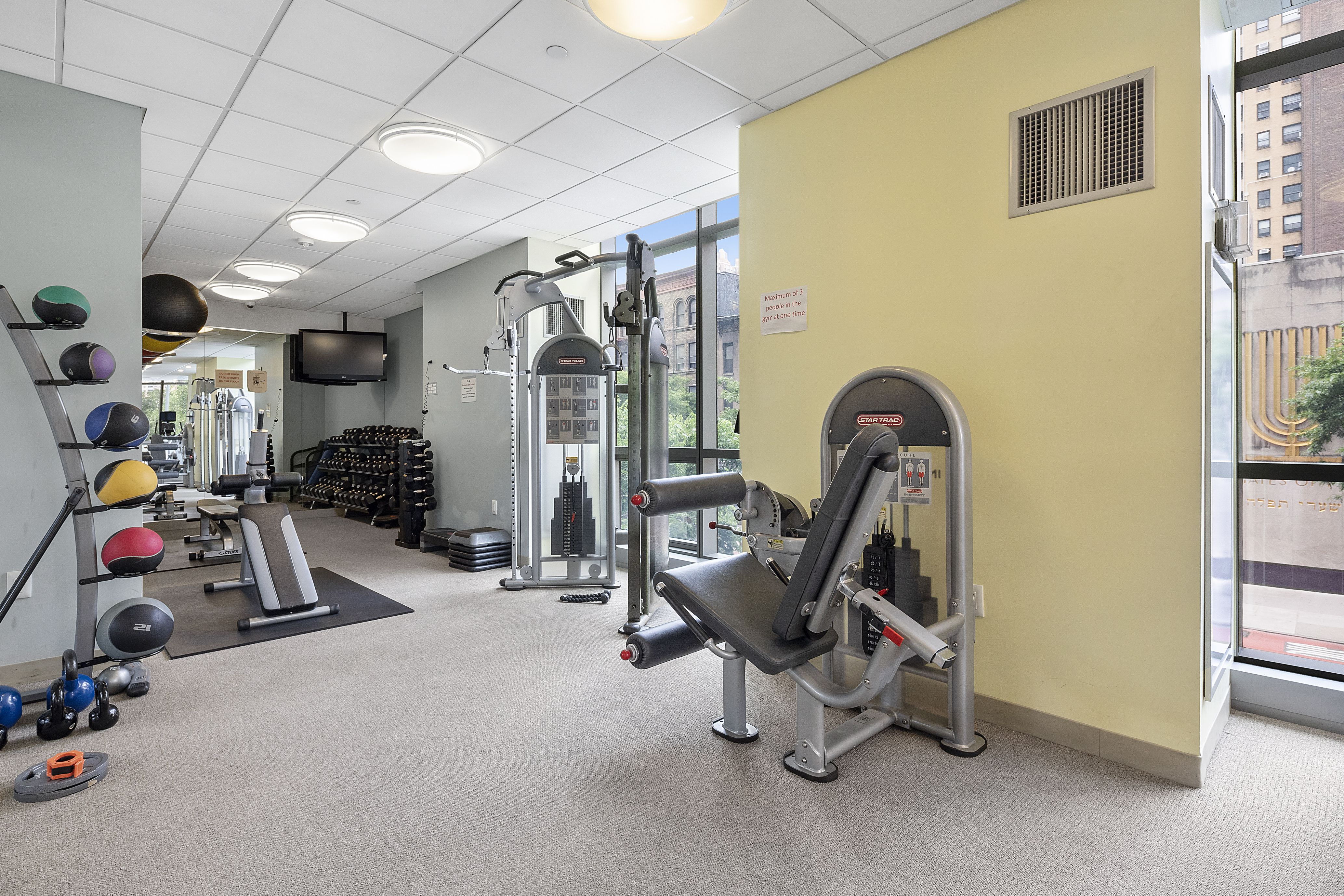 300 East 79th Street, Unit 12B Manhattan, NY 10075 - Photo 21 of 25