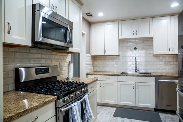 $4,200 | 8 Glenwood Drive, Napa, CA 94559