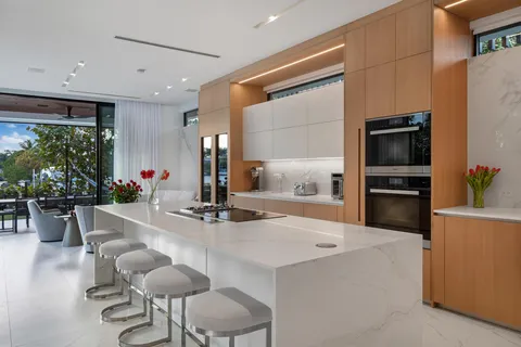 $23,995,000 | 226 West Rivo Alto Drive, Miami Beach, FL 33139