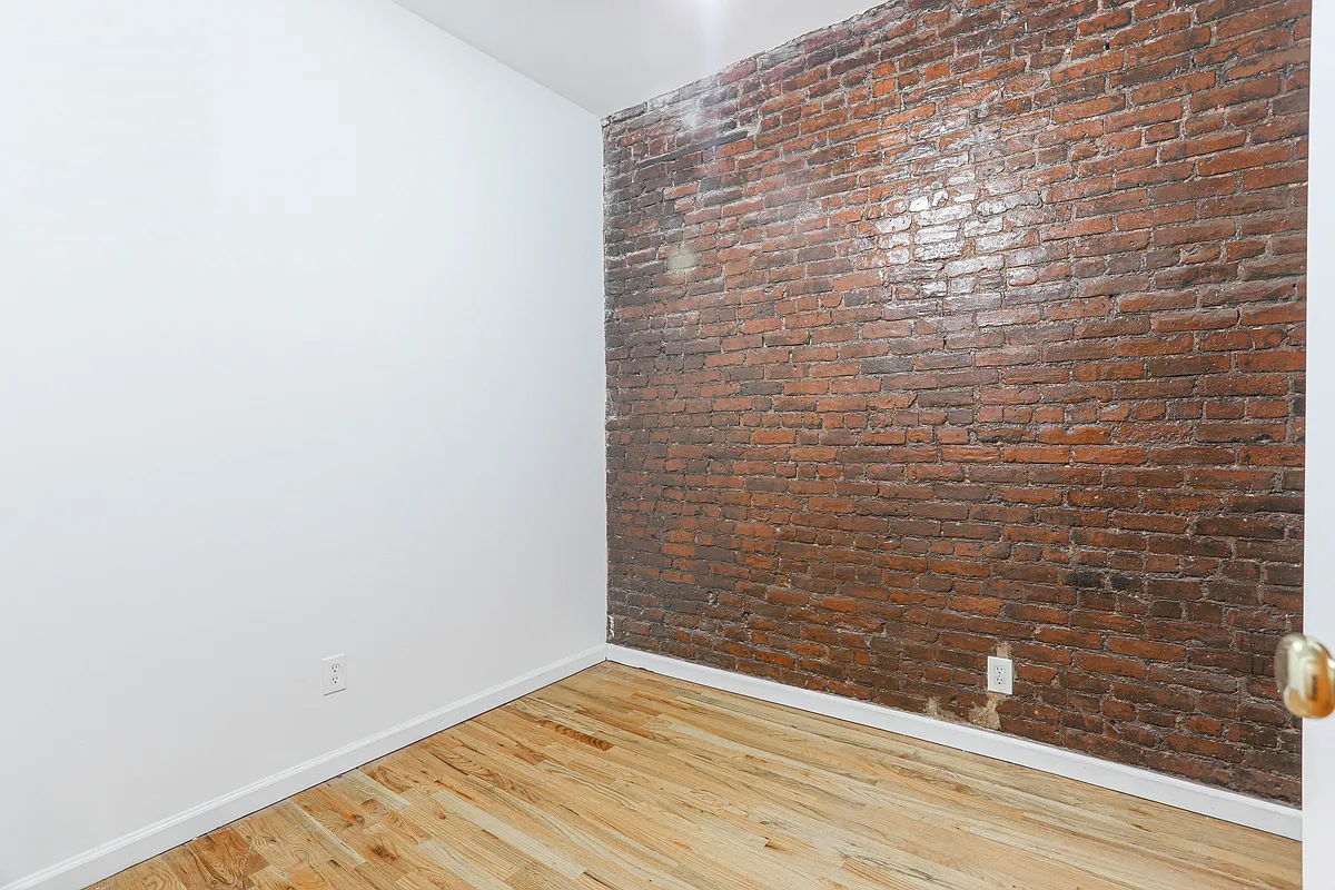199 Java Street Brooklyn, NY 11222 - Photo 19 of 32 a view of wooden floor