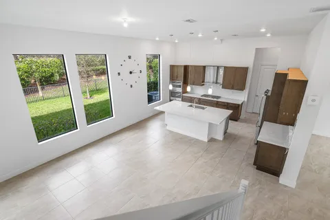 $1,475,000 | 12035 North Baypoint Circle, Parkland, FL 33076