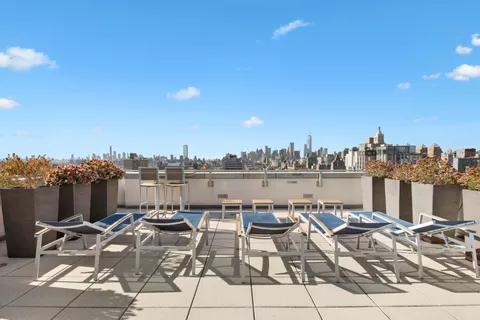 $1,725,000 | 300 East 23rd Street, Unit 7A | Gramercy