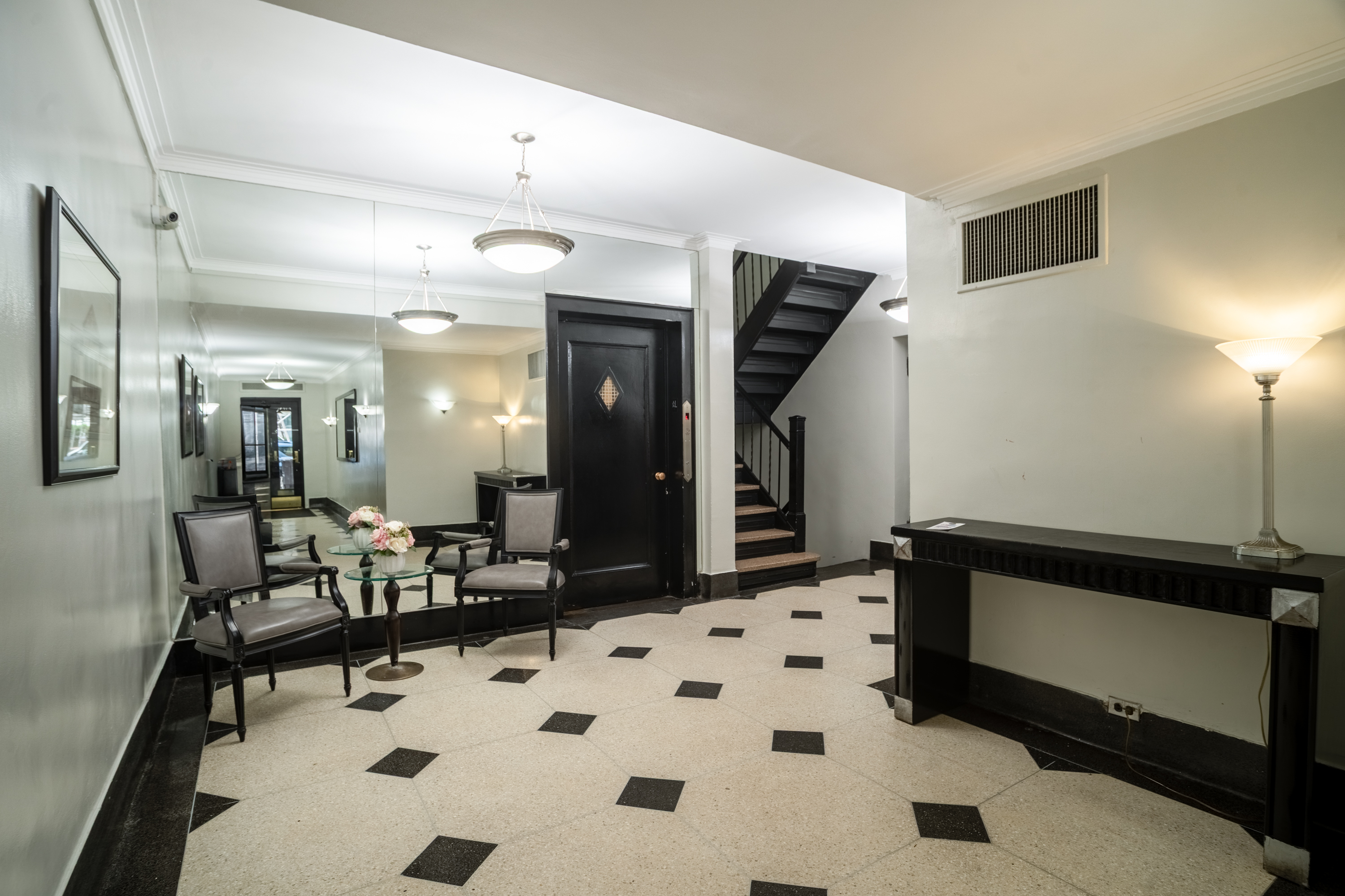 320 East 86th Street, Unit 5D Manhattan, NY 10028 - Photo 10 of 14