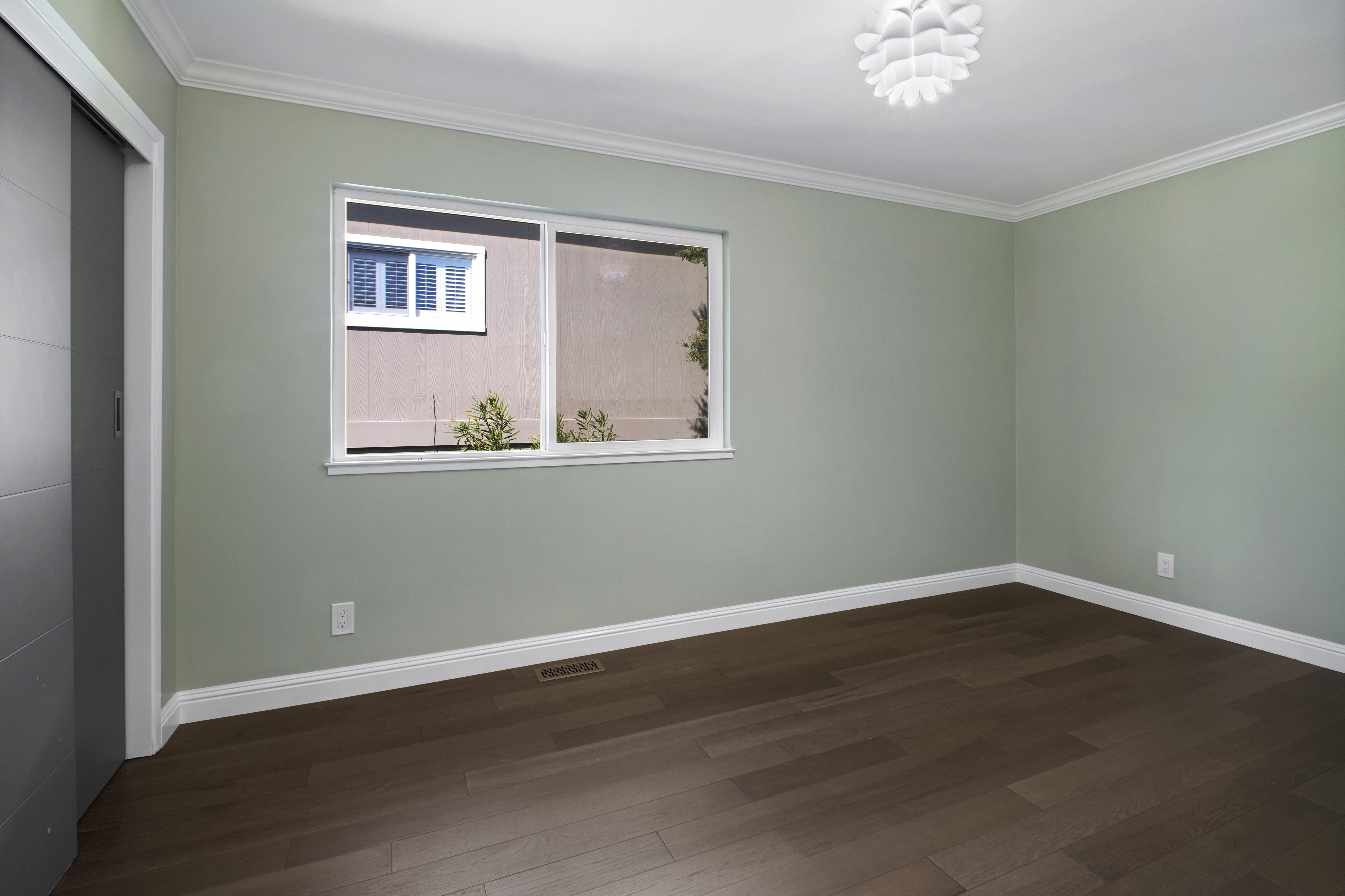 62 Oakdale Avenue San Rafael, CA 94901 - Photo 26 of 32 a view of a room with wooden floor and window
