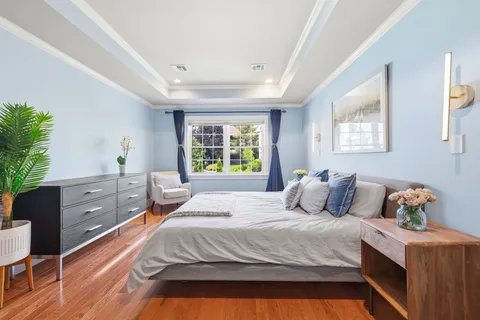 $1,625,000 | 287 Langley Road, Unit 38, Newton, MA 02459