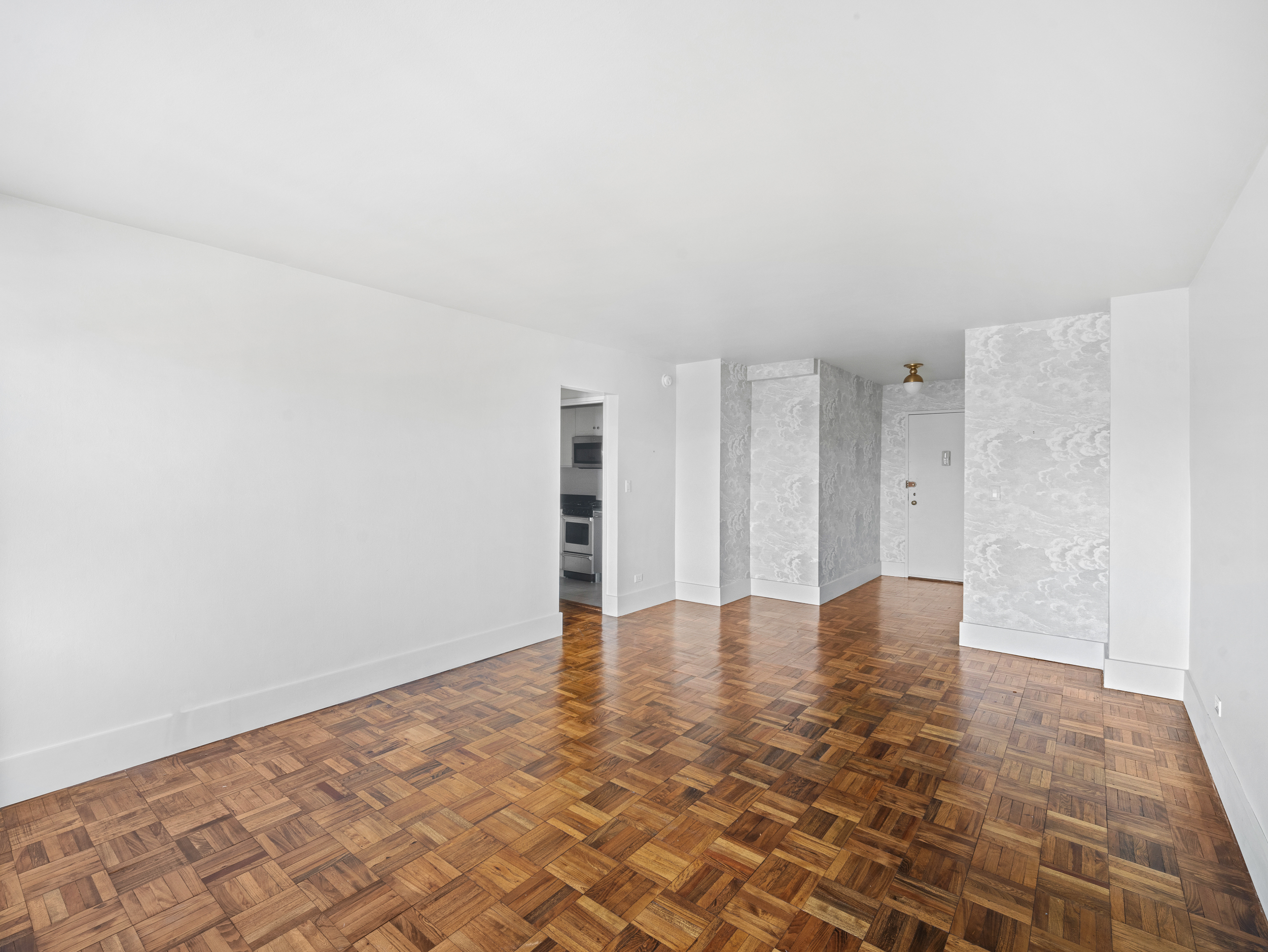 14 Horatio Street, Unit 12K Manhattan, NY 10014 - Photo 4 of 16