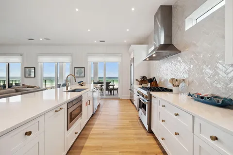 $8,495,000 | 3464 Scenic Highway, Destin, FL 32541