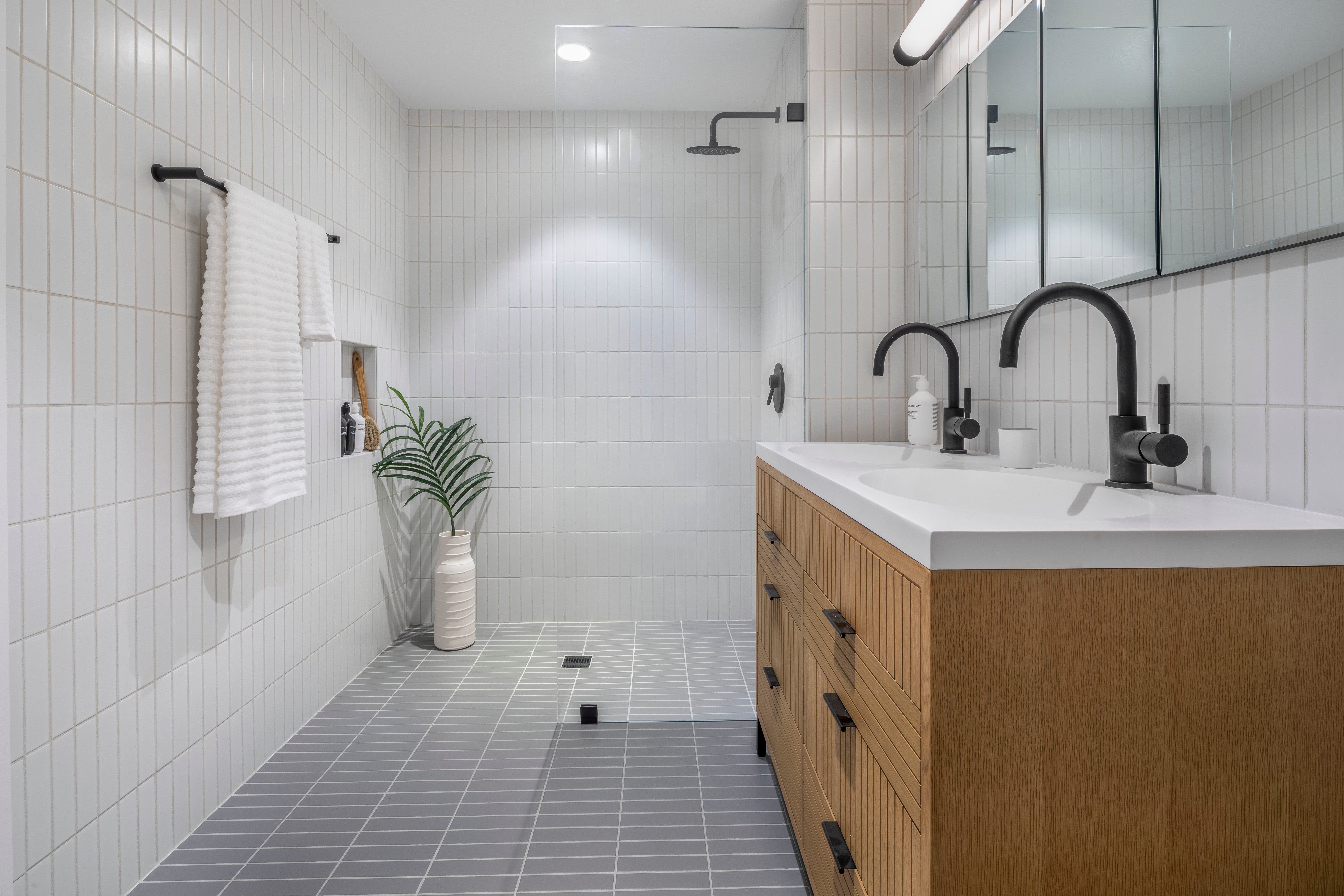 111 Montgomery Street, Unit 9E Brooklyn, NY 11225 - Photo 4 of 14