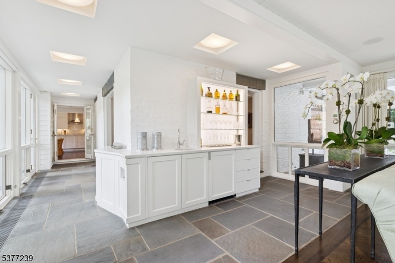 21 Hardwell Road Short Hills, NJ 07078 - Photo 31 of 51