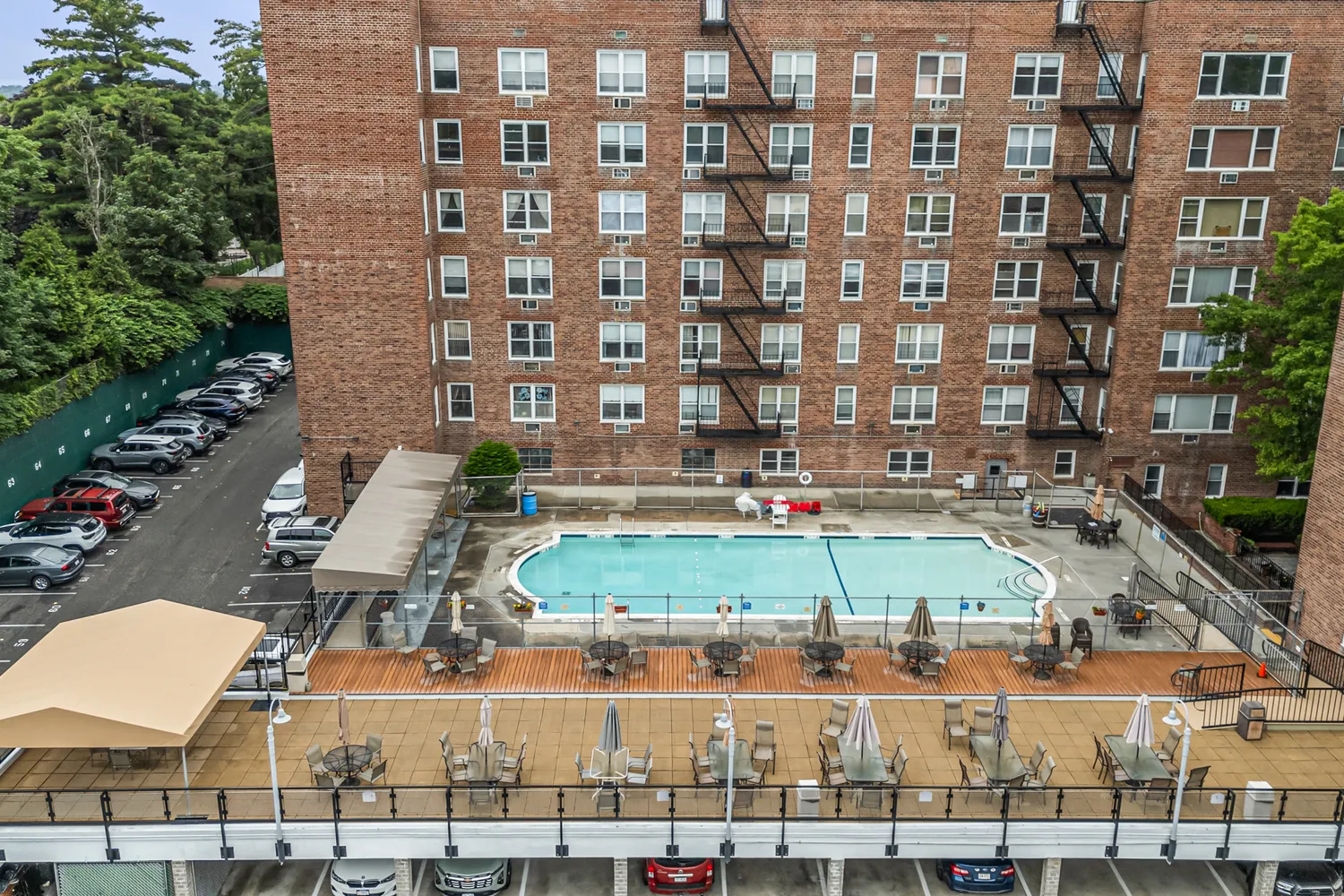 a view of a buildings