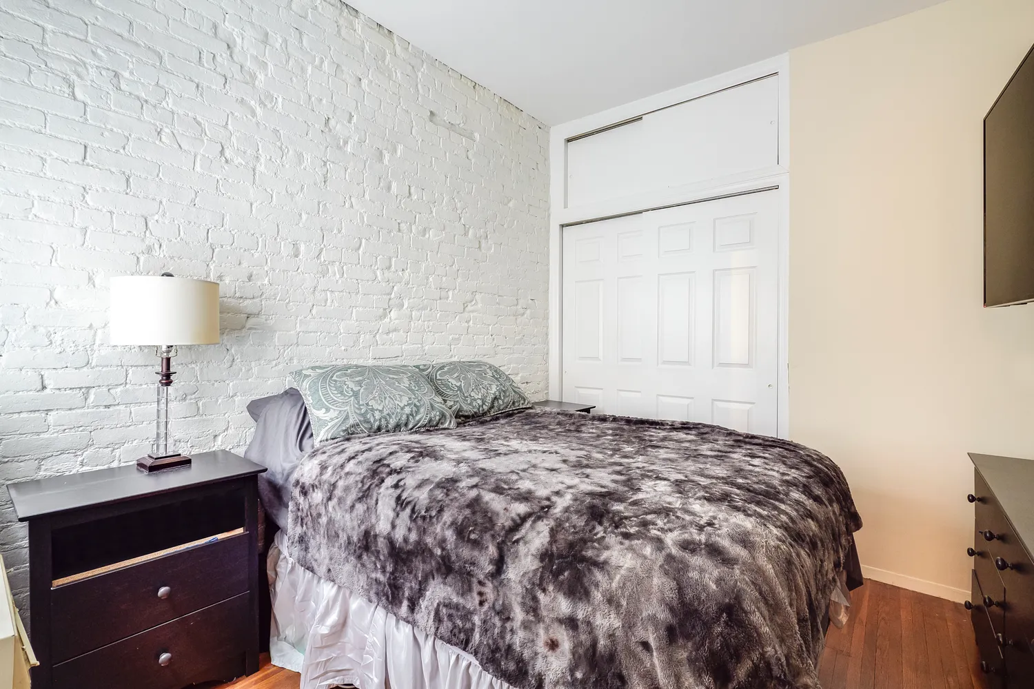 $485,000 | 207 East 21st Street, Unit 5C | Gramercy