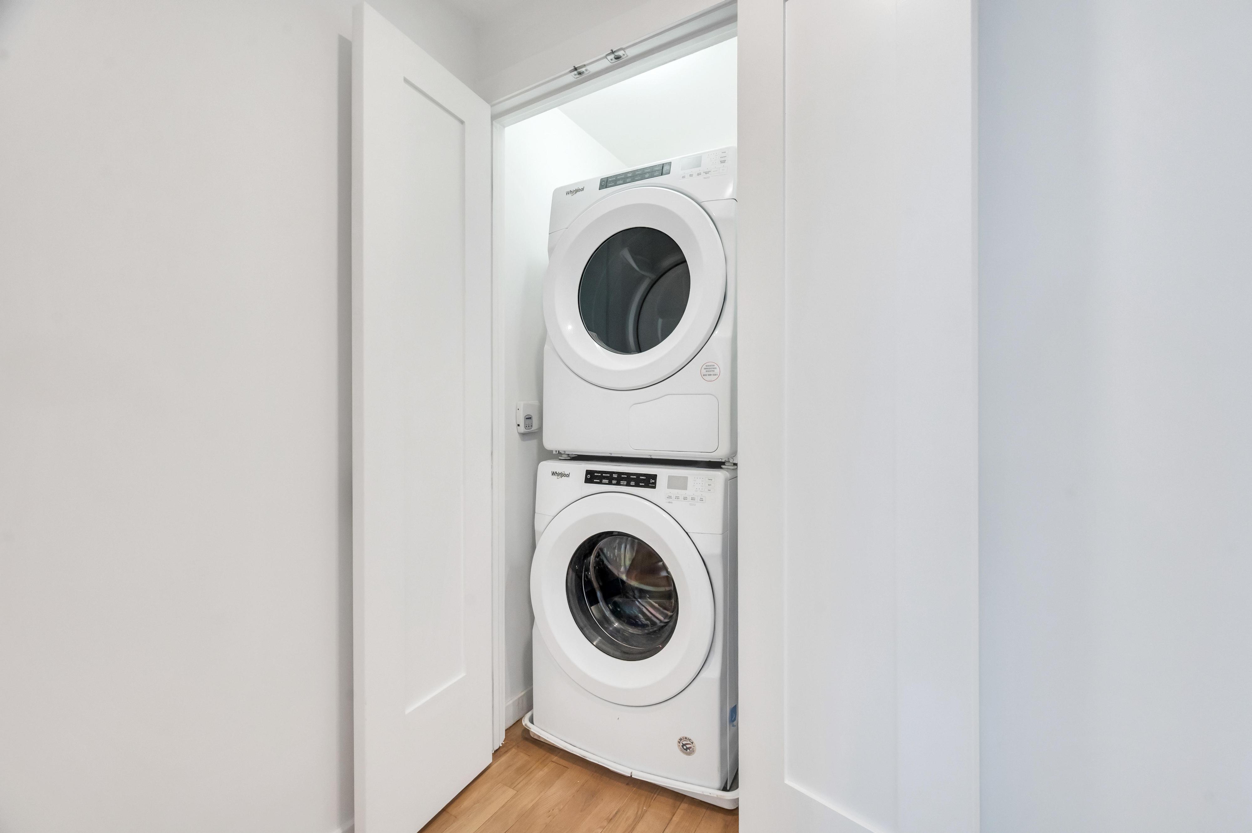 717 Manhattan Avenue, Unit 3A Brooklyn, NY 11222 - Photo 14 of 18 a utility room with dryer and washer