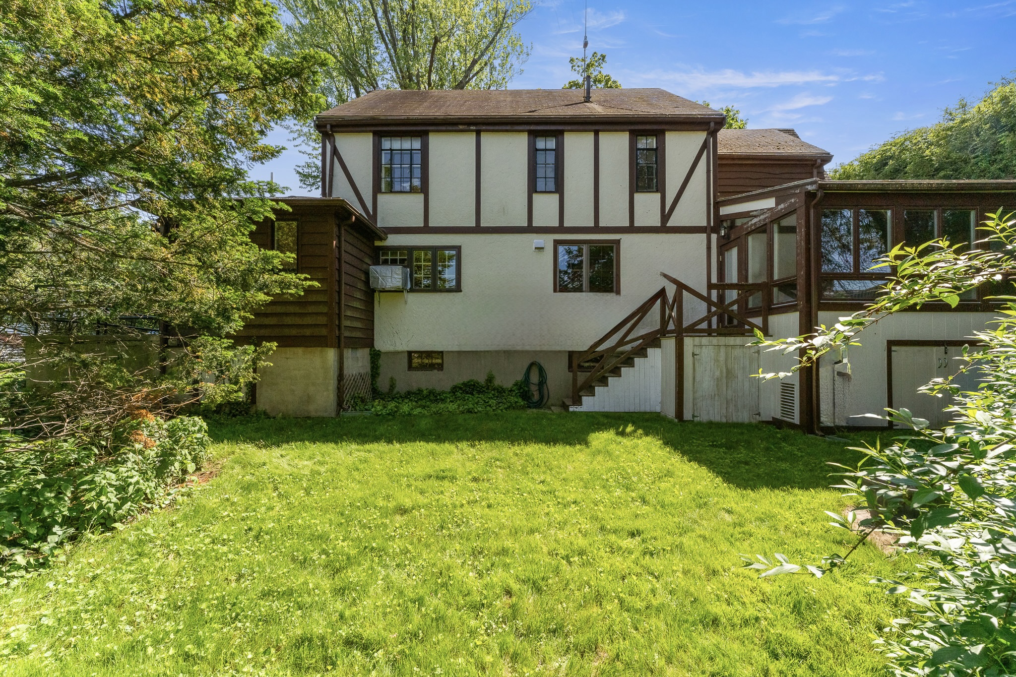 21 Whittlesey Road Newton, MA 02459 - Photo 4 of 8