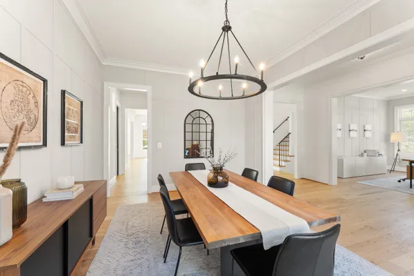 $2,550,000 | 8621 McHenry Street, Vienna, VA 22180