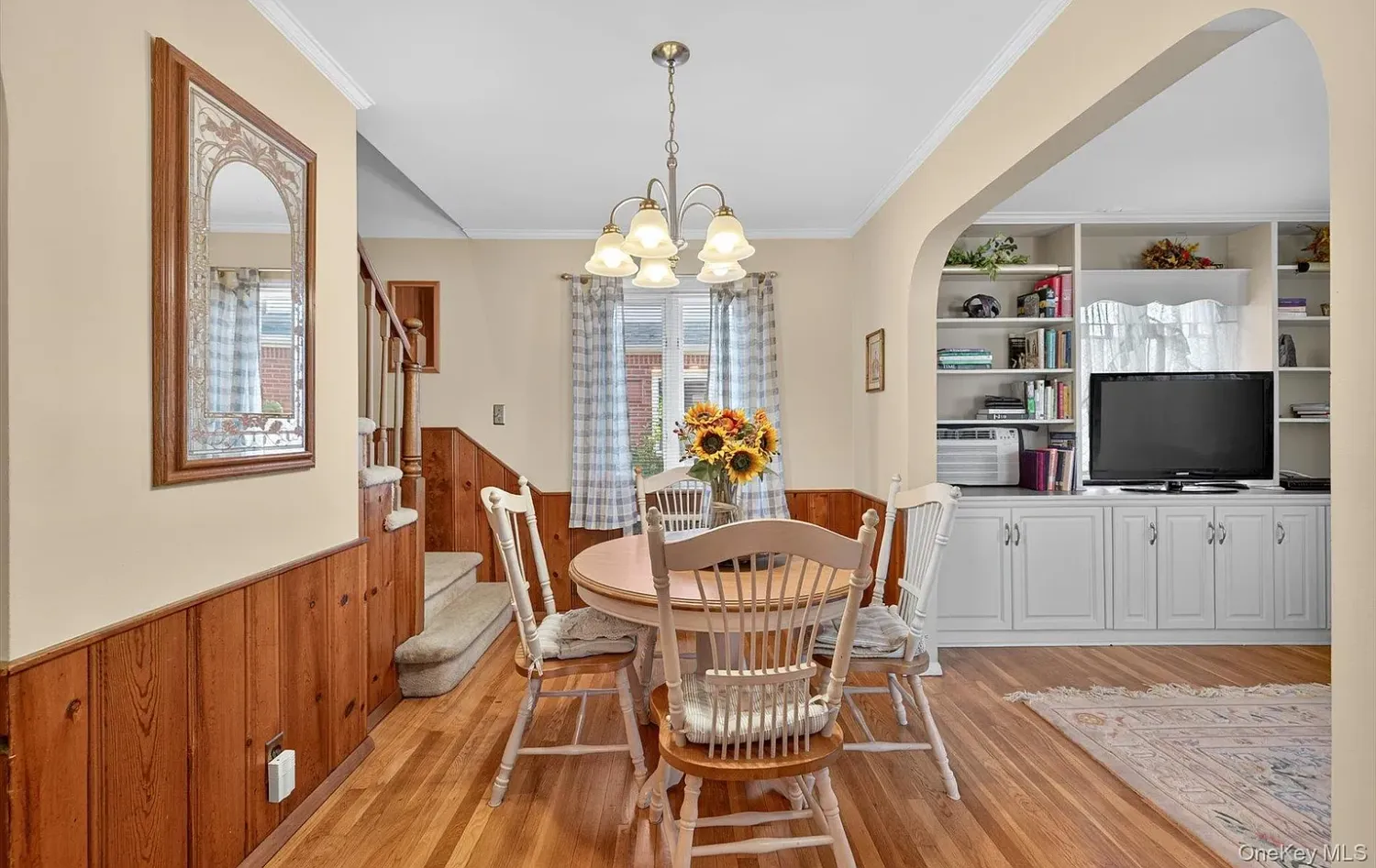 $978,000 | 227 Brown Street, Mineola, NY 11501