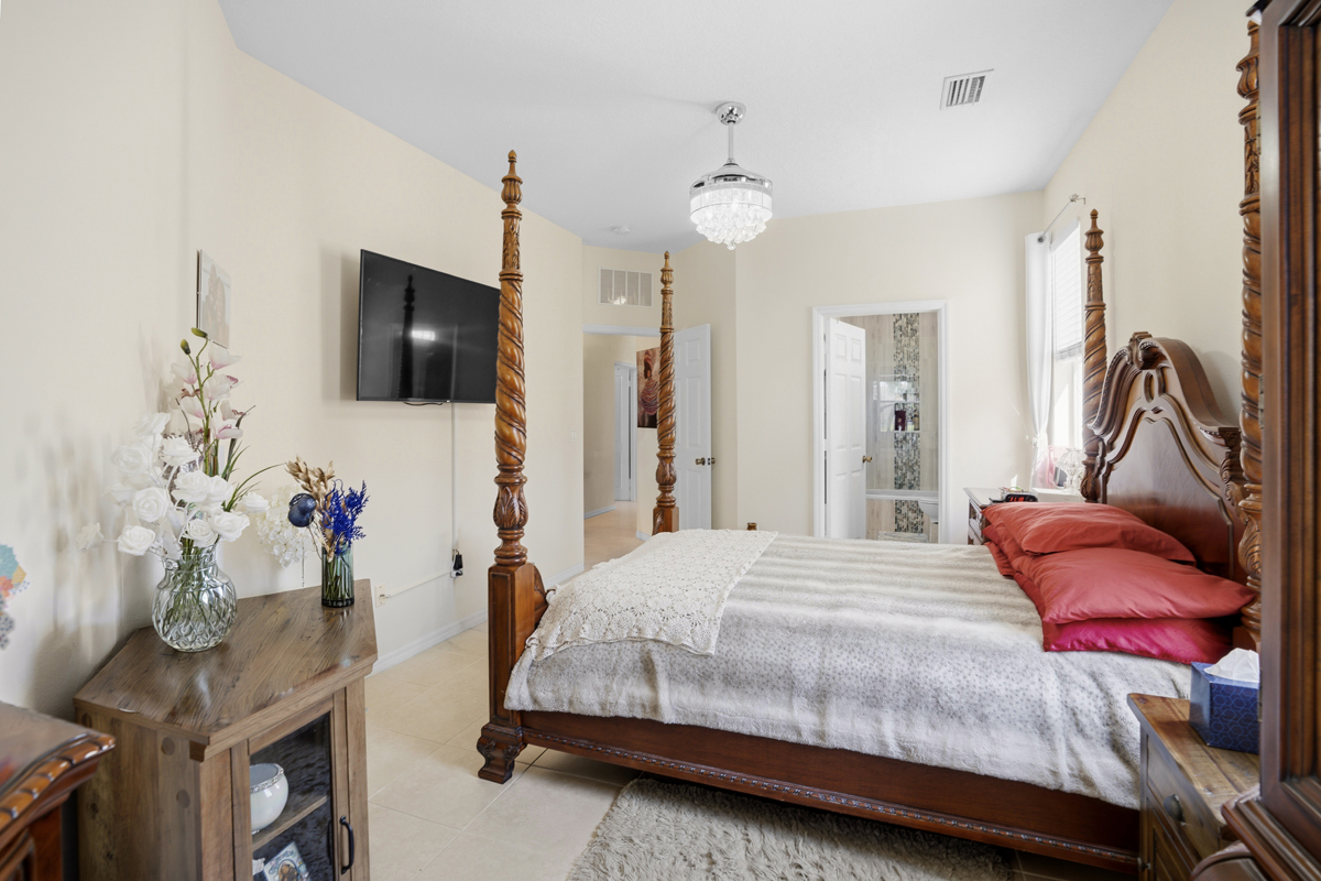 337 Southwest Maclay Way Port St. Lucie, FL 34986 - Photo 23 of 55