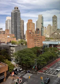 $675,000 | 300 East 59th Street, Unit 803 | Sutton Place