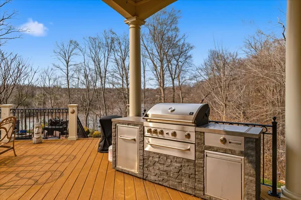 $2,750,000 | 10036 Lake Occoquan Drive, Manassas, VA 20111