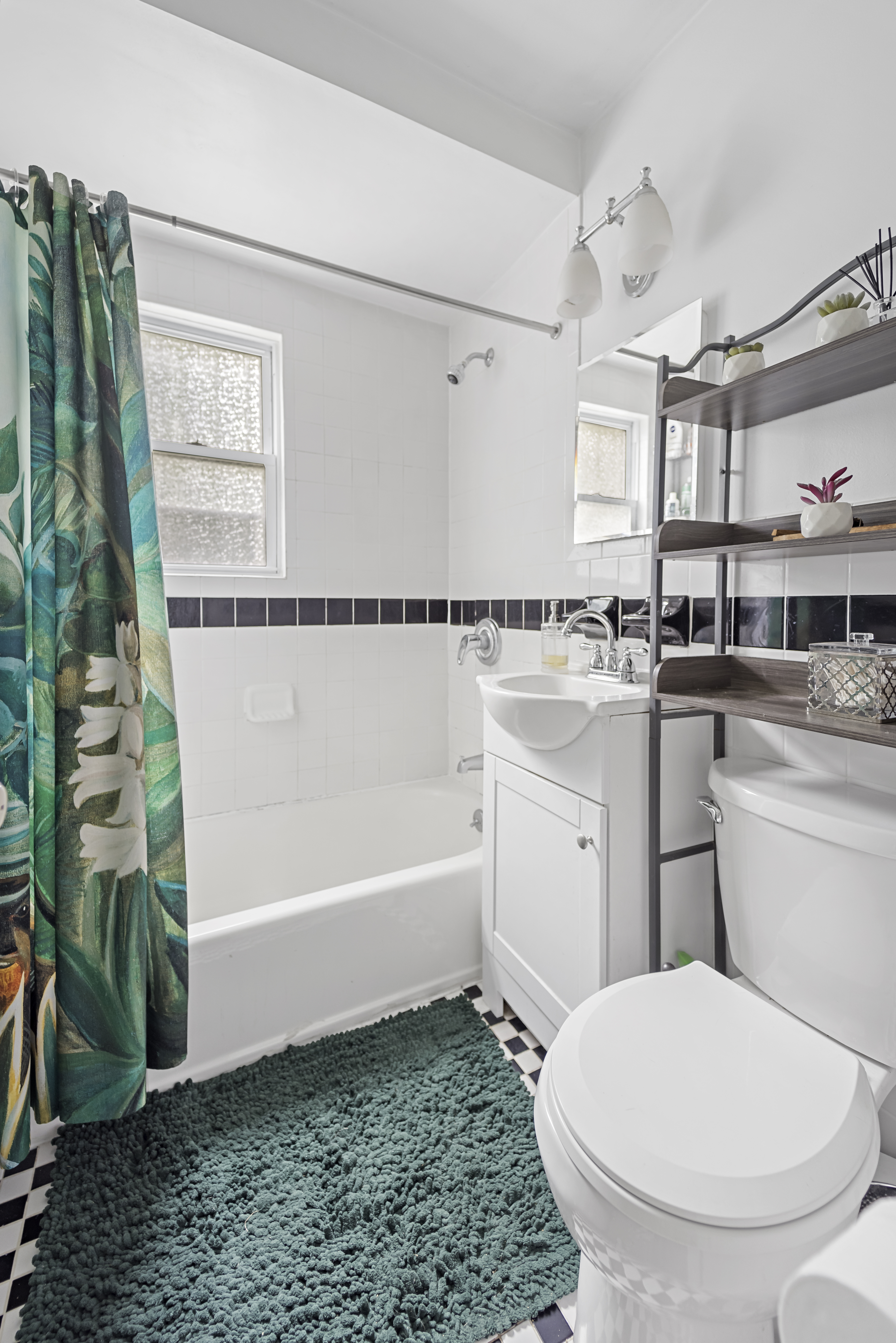 1195 Prospect Avenue Brooklyn, NY 11218 - Photo 9 of 23