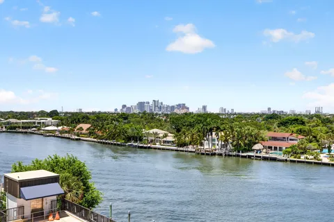 $1,085,000 | 777 Bayshore Drive, Unit 701, Fort Lauderdale, FL 33304