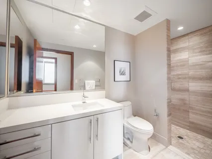 $3,495,000 | 1555 Kapiolani Boulevard, Unit 2002, Honolulu, HI 96814