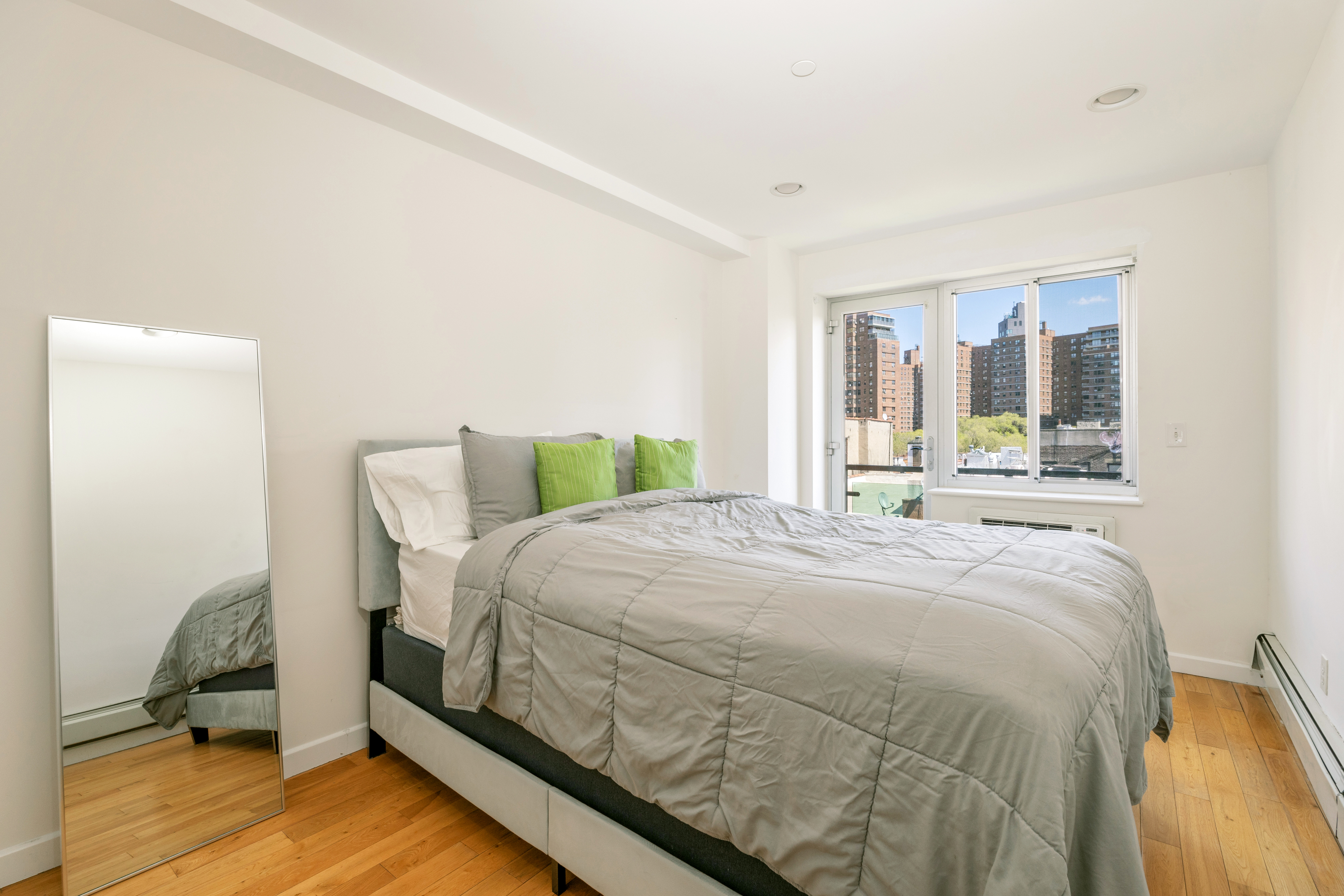 21 Ludlow Street, Unit 7B Manhattan, NY 10002 - Photo 4 of 10