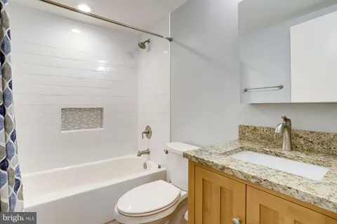 $465,000 | 4360 Cherry Hill Road, Unit 103, Arlington, VA 22207