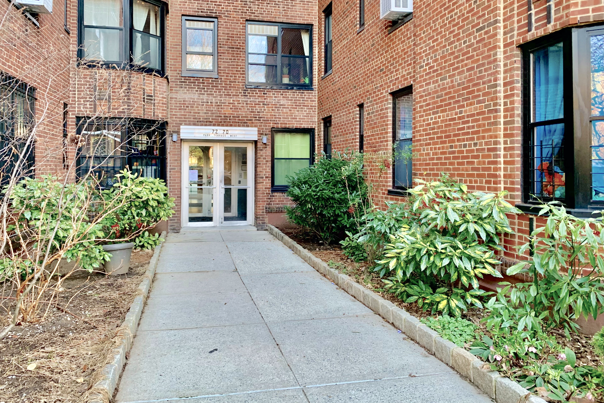 70 Park Terrace West, Unit E74 Manhattan, NY 10034 - Photo 19 of 27