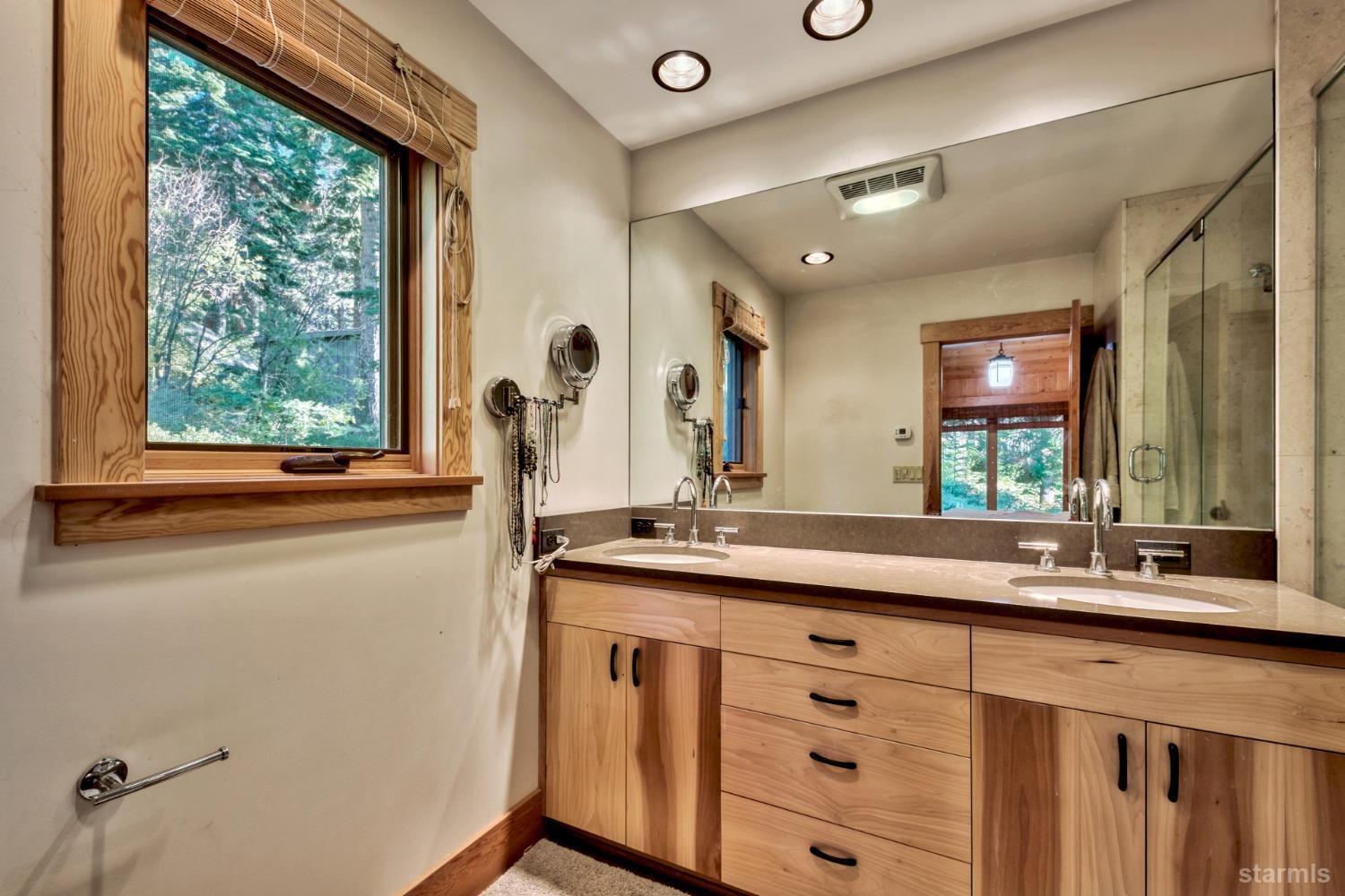 710 Fallen Leaf Road South Lake Tahoe, CA 96150 - Photo 31 of 40