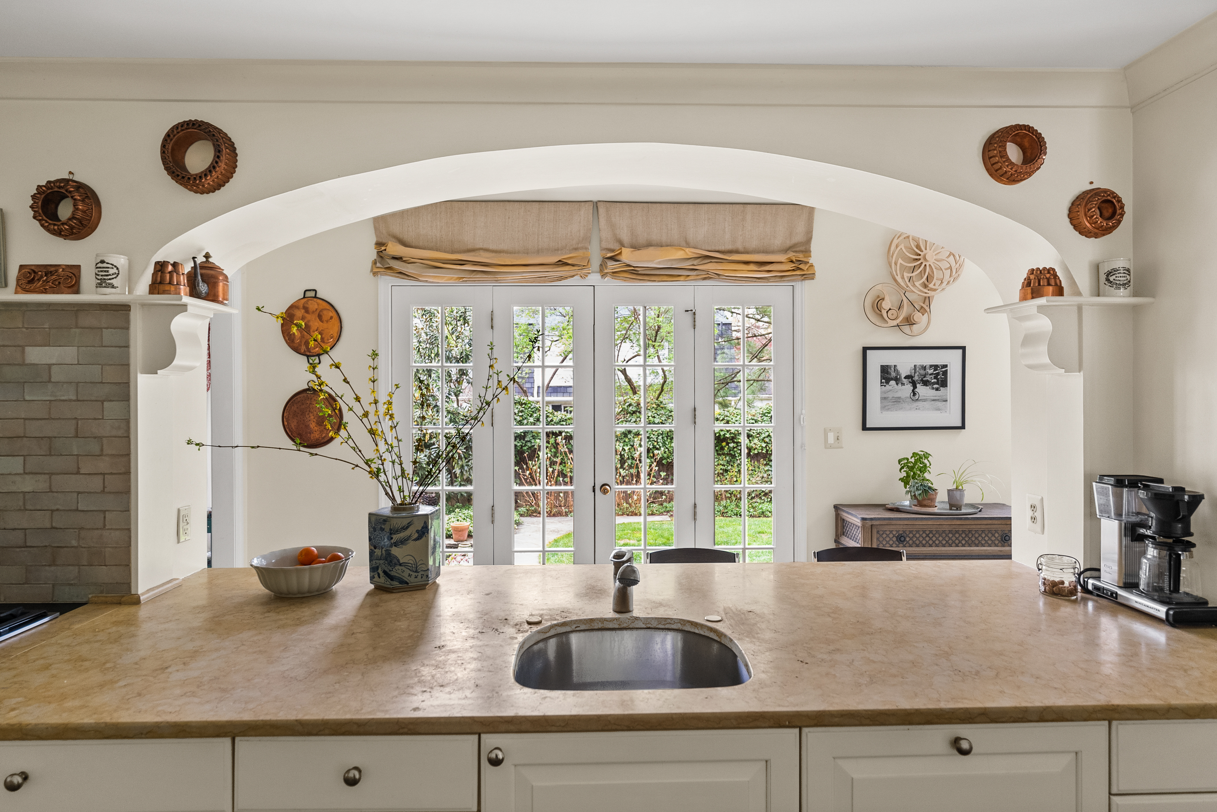 5202 Portsmouth Road Bethesda, MD 20816 - Photo 9 of 43