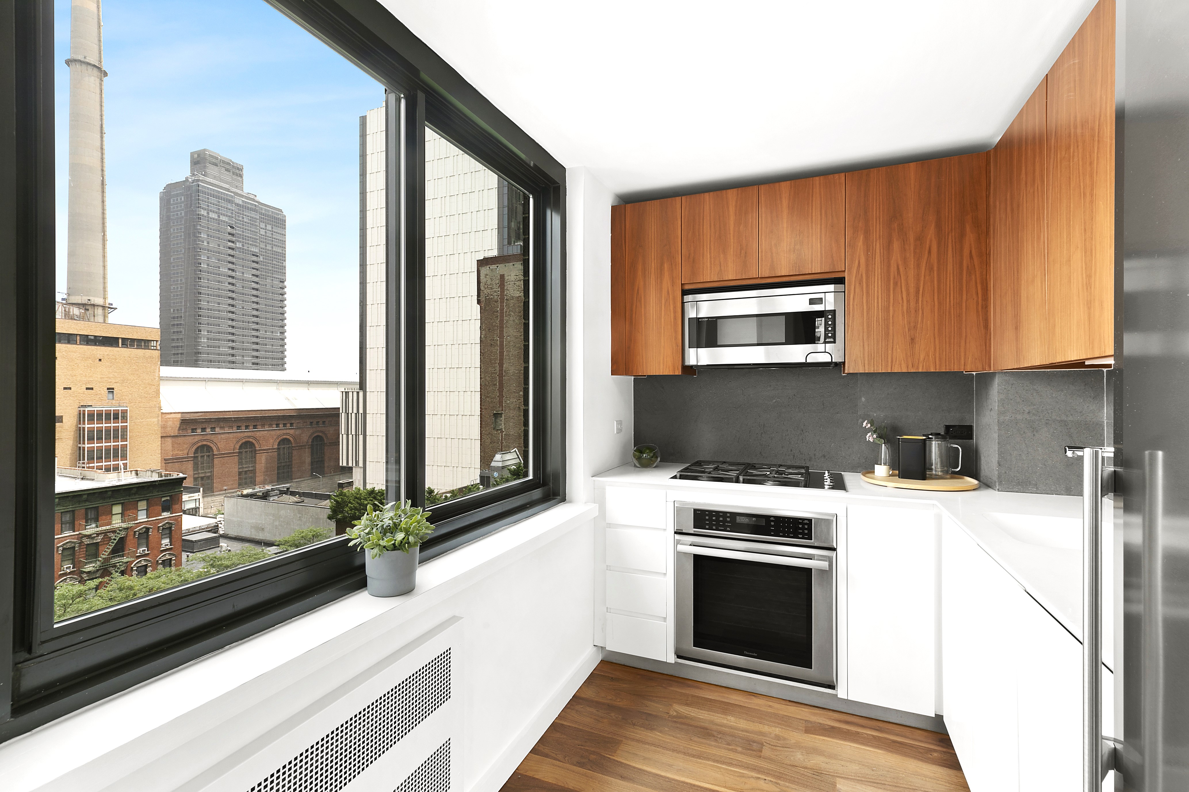 515 East 72nd Street, Unit 7L Manhattan, NY 10021 - Photo 3 of 22