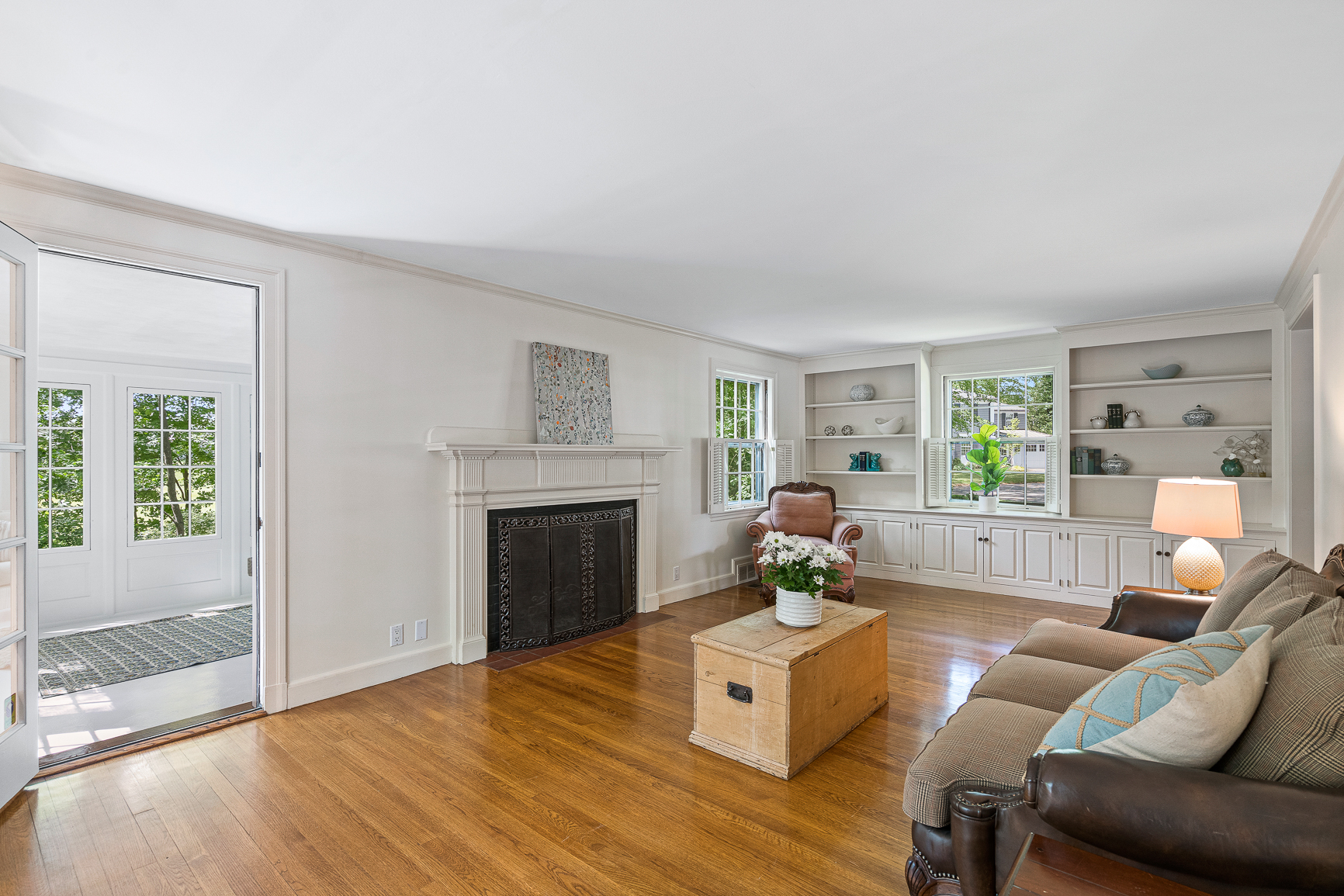 10 Lincoln Circle Wellesley, MA 02481 - Photo 11 of 61