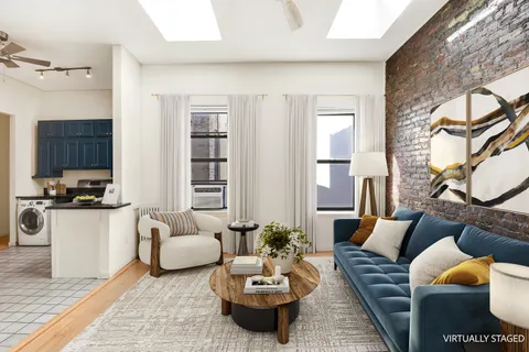 $895,000 | 467 Pacific Street, Unit 22 | Boerum Hill