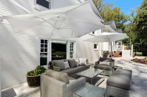 $2,575,000 | 8455 Portland Place, McLean, VA 22102