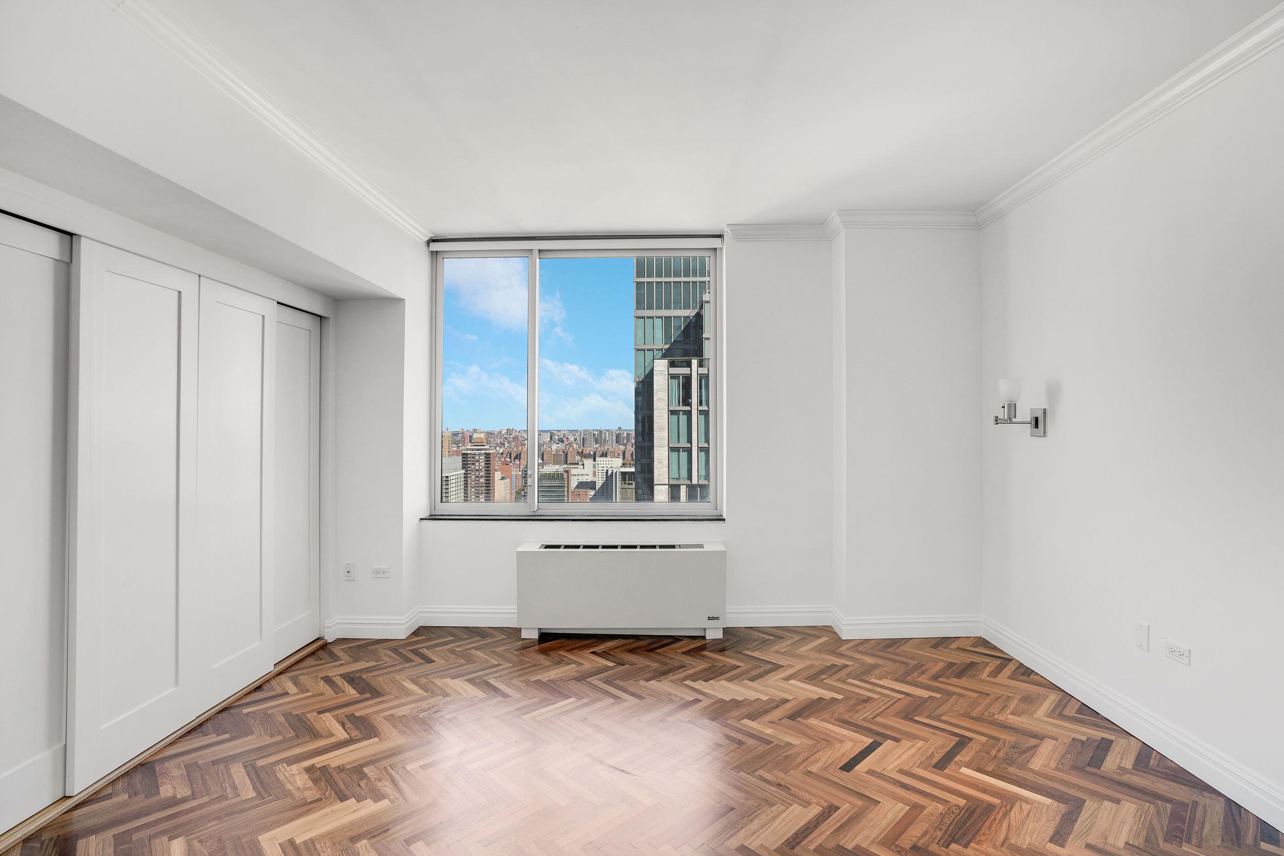 Manhattan, NY 10128 - Photo 10 of 31