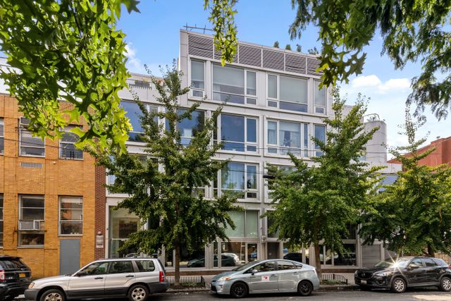 $2,700,000 | 150 North 5th Street, Unit PHB | Williamsburg